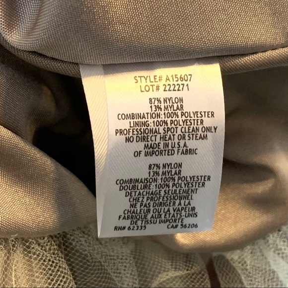 Betsy & Adam Metallic Lace Prom Dress Size 4 EUC - Picture 8 of 8